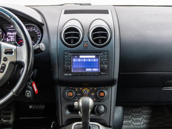Nissan Qashqai I Рестайлинг с пробегом 2012 года, цена 1 018 000 рублей, 179860 км, внедорожник, Автокод Объявления