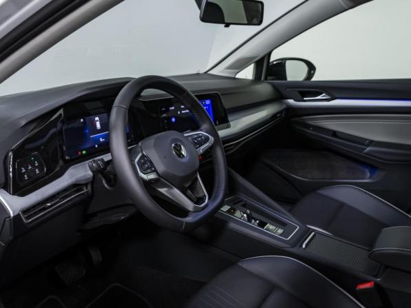 Volkswagen Golf VIII с пробегом 2020 года, цена 2 548 000 рублей, 22500 км, хэтчбек, Автокод Объявления