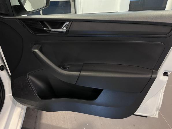 Skoda Rapid I Рестайлинг с пробегом 2018 года, цена 1 214 000 рублей, 163529 км, лифтбек, Автокод Объявления