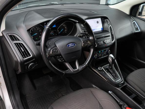 Ford Focus III Рестайлинг с пробегом 2017 года, цена 1 260 000 рублей, 162175 км, универсал, Автокод Объявления
