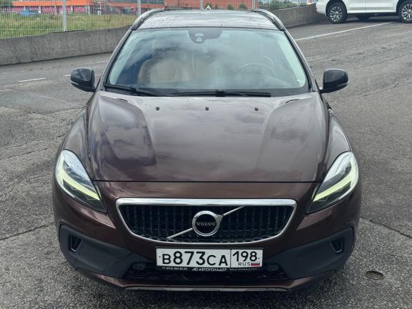 Volvo V40 Cross Country I Рестайлинг с пробегом 2019 года, цена 1 990 000 рублей, 95595 км, хэтчбек, Автокод Объявления