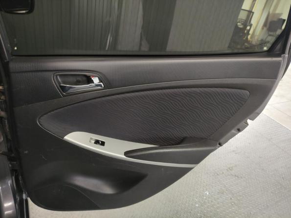 Hyundai Solaris I с пробегом 2013 года, цена 830 000 рублей, 154684 км, седан, Автокод Объявления