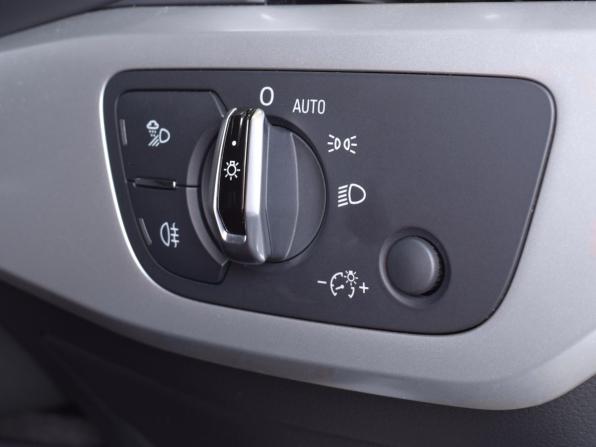 Audi A4 V (B9) с пробегом 2016 года, цена 1 715 995 рублей, 63403 км, седан, Автокод Объявления