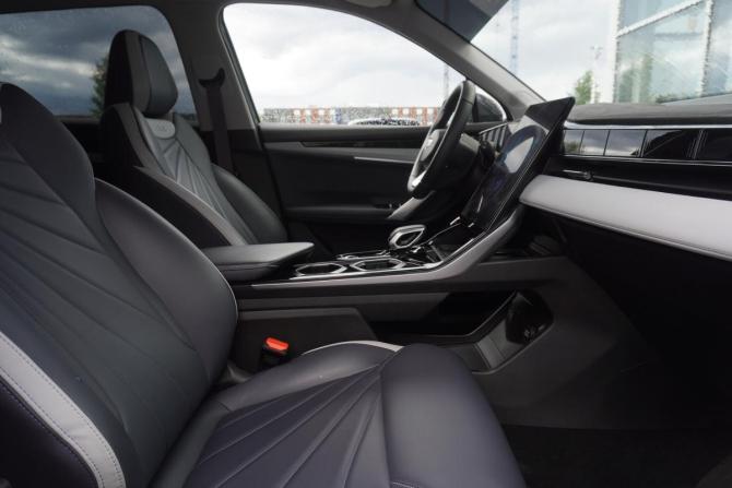 Geely Atlas II с пробегом 2024 года, цена 2 828 000 рублей, 12900 км, внедорожник, Автокод Объявления