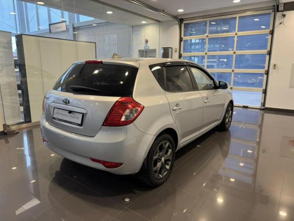Kia Ceed I Рестайлинг с пробегом 2010 года, цена 650 000 рублей, 290729 км, хэтчбек, Автокод Объявления