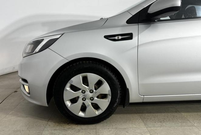 Kia Rio III Рестайлинг с пробегом 2015 года, цена 860 000 рублей, 180428 км, седан, Автокод Объявления