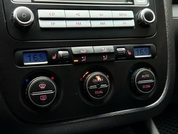 Volkswagen Jetta V с пробегом 2006 года, цена 499 000 рублей, 336000 км, седан, Автокод Объявления