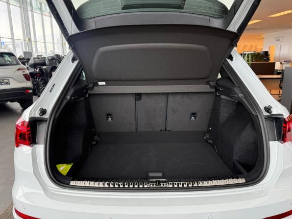 Audi Q3 II (F3) с пробегом 2025 года, цена 5 390 000 рублей, 15 км, внедорожник, Автокод Объявления