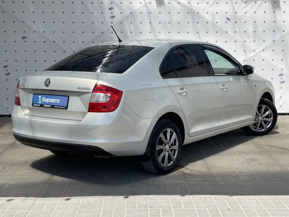 Skoda Rapid I с пробегом 2014 года, цена 890 000 рублей, 183761 км, лифтбек, Автокод Объявления