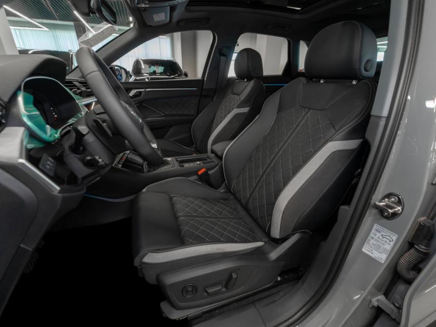 Audi Q3 II (F3) Москва  - изображение 9