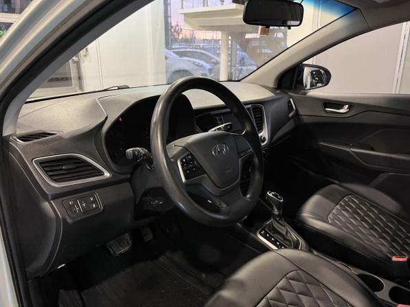 Hyundai Solaris II с пробегом 2019 года, цена 1 150 000 рублей, 140699 км, седан, Автокод Объявления