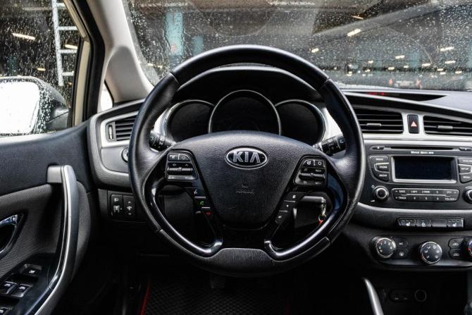 Kia Ceed II с пробегом 2012 года, цена 1 049 000 рублей, 113406 км, универсал, Автокод Объявления