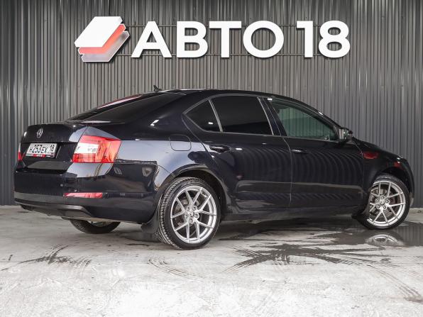 Skoda Octavia III (A7) с пробегом 2015 года, цена 1 569 000 рублей, 174652 км, лифтбек, Автокод Объявления