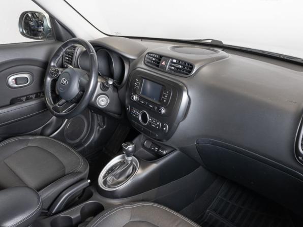 Kia Soul II Рестайлинг с пробегом 2018 года, цена 1 623 900 рублей, 76938 км, хэтчбек, Автокод Объявления