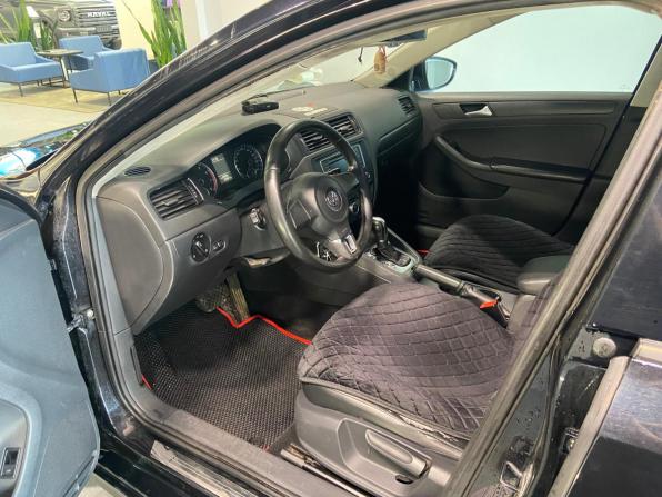 Volkswagen Jetta VI с пробегом 2013 года, цена 1 100 000 рублей, 223646 км, седан, Автокод Объявления