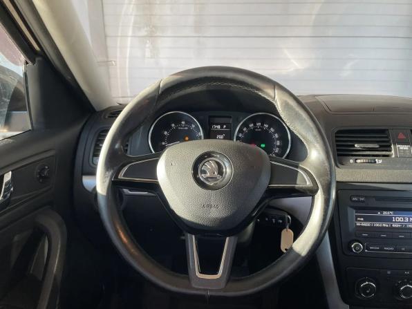 Skoda Yeti I Рестайлинг с пробегом 2014 года, цена 785 000 рублей, 274575 км, внедорожник, Автокод Объявления