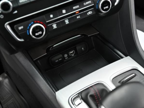 Kia Optima IV Рестайлинг с пробегом 2018 года, цена 2 149 000 рублей, 101000 км, седан, Автокод Объявления