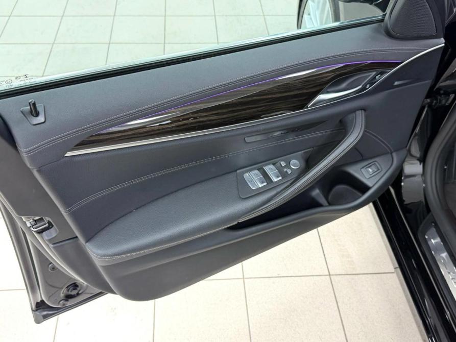 BMW 5 серии VII (G30/G31/G38) Рестайлинг Красноярск  - изображение 7