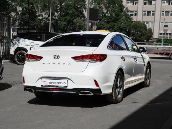 Hyundai Sonata VII (LF) Рестайлинг с пробегом 2017 года, цена 1 990 000 рублей, 136831 км, седан, Автокод Объявления