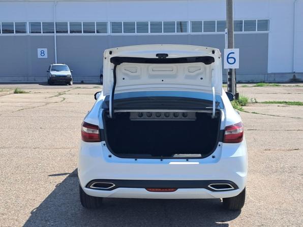 Lada (ВАЗ) Vesta I Рестайлинг (NG) с пробегом 2024 года, цена 1 095 000 рублей, 67406 км, седан, Автокод Объявления