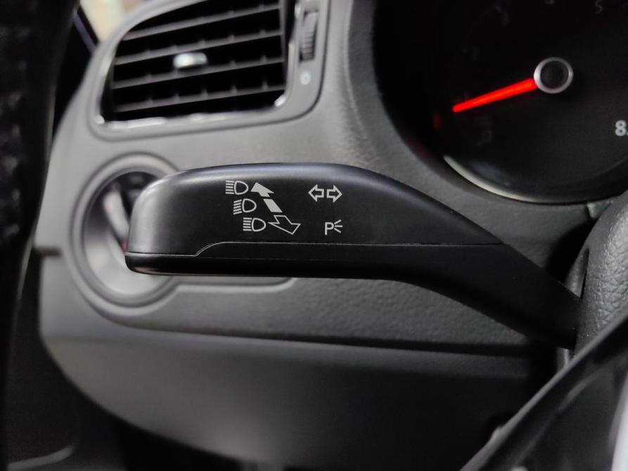 Volkswagen Polo V Рестайлинг Подольск  - изображение 19