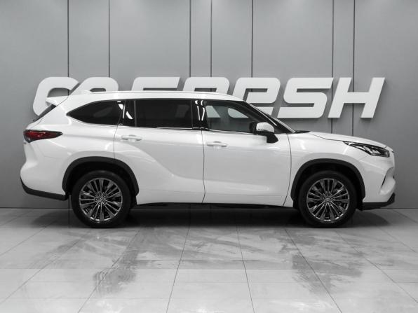 Toyota Highlander IV (XU70) с пробегом 2026 года, цена 5 699 000 рублей, 57 км, внедорожник, Автокод Объявления