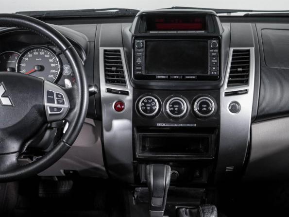 Mitsubishi Pajero Sport II Рестайлинг с пробегом 2014 года, цена 2 050 000 рублей, 185820 км, внедорожник, Автокод Объявления