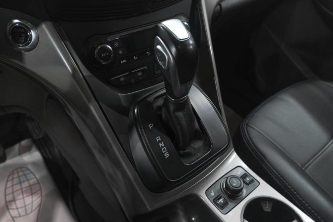 Ford Kuga II с пробегом 2015 года, цена 1 299 000 рублей, 153000 км, внедорожник, Автокод Объявления