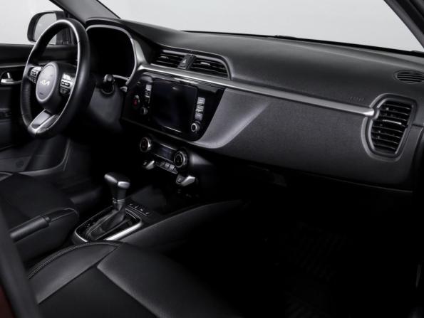 Kia Rio IV Рестайлинг с пробегом 2021 года, цена 2 149 000 рублей, 35500 км, хэтчбек, Автокод Объявления