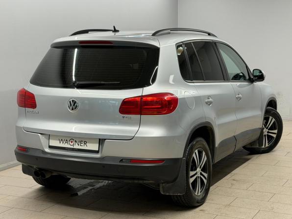 Volkswagen Tiguan I Рестайлинг с пробегом 2012 года, цена 825 000 рублей, 229963 км, внедорожник, Автокод Объявления