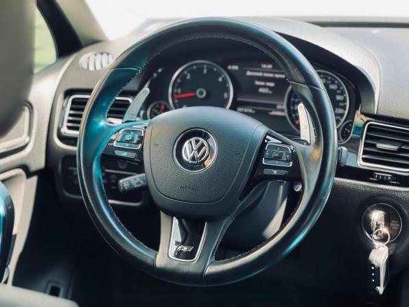 Volkswagen Touareg II с пробегом 2010 года, цена 1 850 000 рублей, 315000 км, внедорожник, Автокод Объявления
