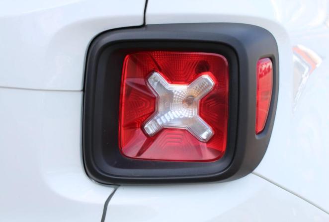 Jeep Renegade I с пробегом 2017 года, цена 1 390 000 рублей, 100927 км, внедорожник, Автокод Объявления