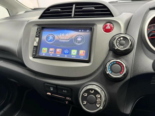 Honda Fit II с пробегом 2010 года, цена 795 000 рублей, 102564 км, хэтчбек, Автокод Объявления