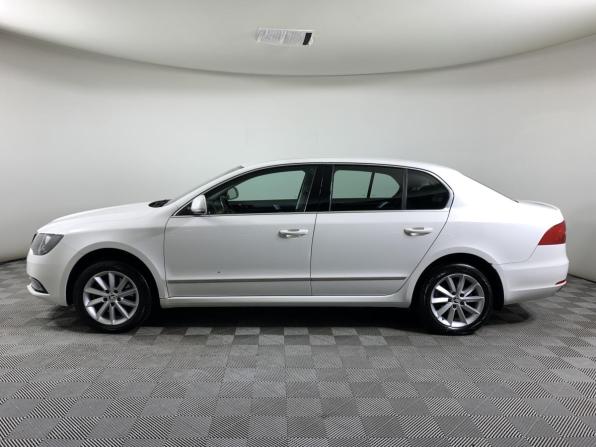 Skoda Superb II Рестайлинг с пробегом 2015 года, цена 1 260 000 рублей, 186231 км, лифтбек, Автокод Объявления