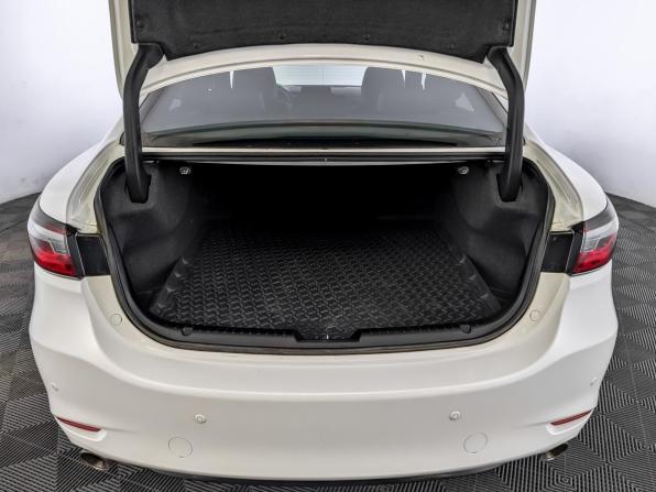 Mazda 6 III (GJ) Рестайлинг 2 с пробегом 2021 года, цена 3 300 000 рублей, 33670 км, седан, Автокод Объявления