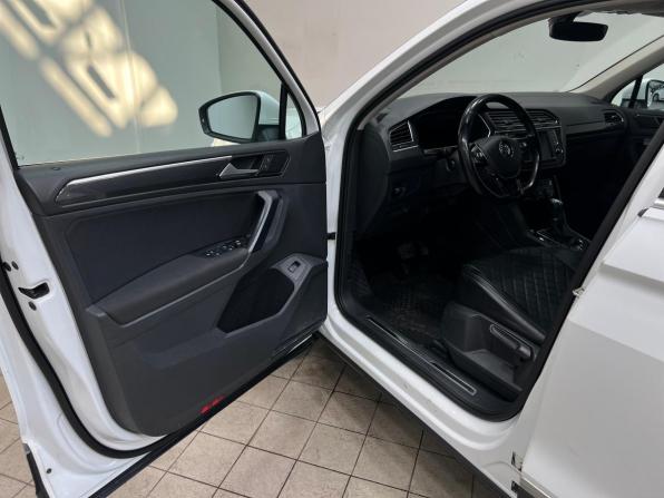 Volkswagen Tiguan II с пробегом 2016 года, цена 2 390 000 рублей, 191491 км, внедорожник, Автокод Объявления