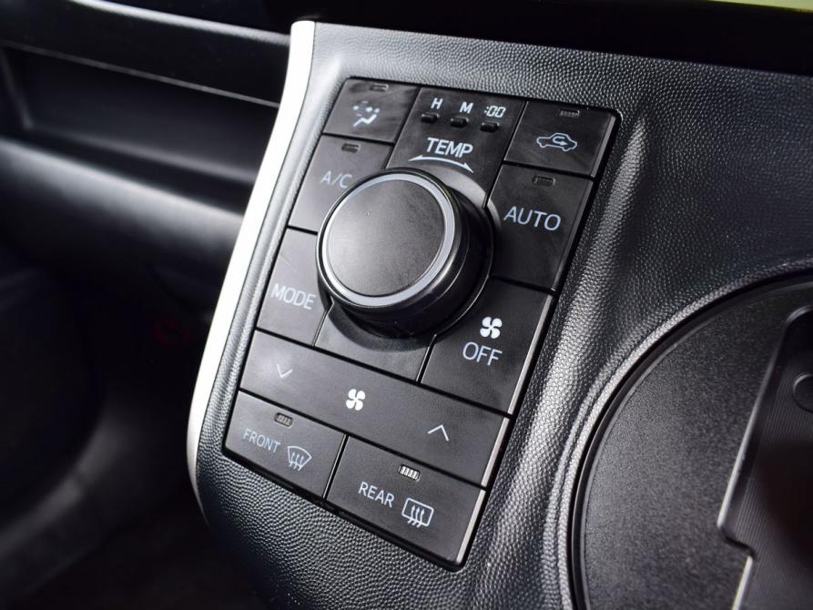 Toyota Wish II Рестайлинг Кемерово  - изображение 16