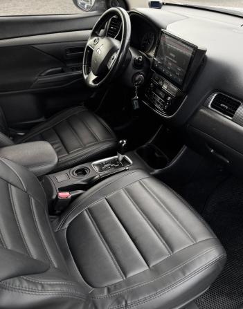 Mitsubishi Outlander III с пробегом 2013 года, цена 978 000 рублей, 252500 км, внедорожник, Автокод Объявления