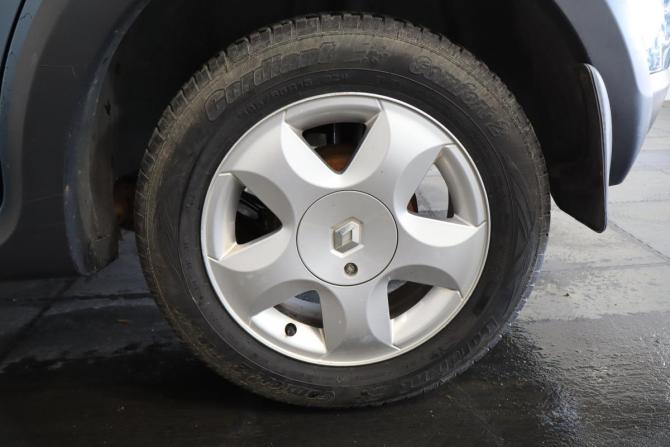 Renault Sandero I с пробегом 2013 года, цена 659 000 рублей, 109000 км, хэтчбек, Автокод Объявления