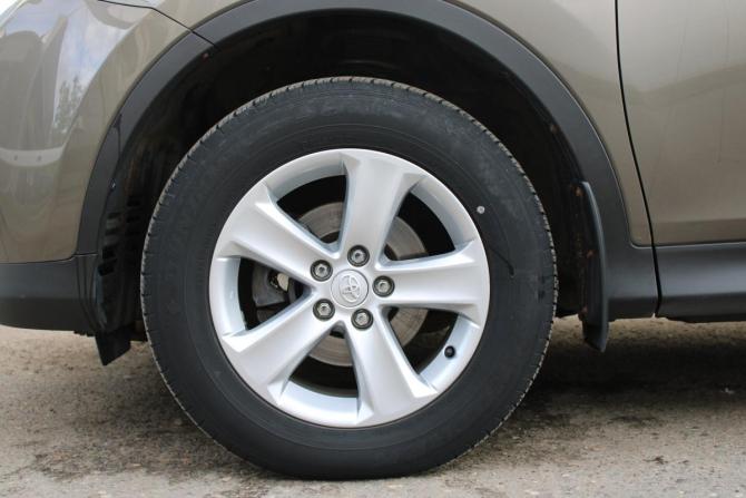 Toyota RAV4 IV (XA40) с пробегом 2014 года, цена 2 175 000 рублей, 90826 км, внедорожник, Автокод Объявления