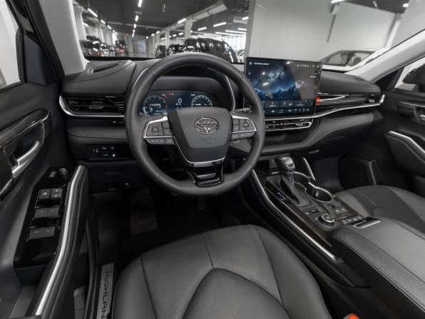 Toyota Highlander IV (XU70) с пробегом 2025 года, цена 5 050 000 рублей, 27 км, внедорожник, Автокод Объявления