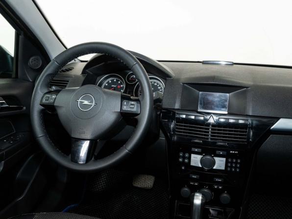 Opel Astra H Рестайлинг с пробегом 2010 года, цена 690 000 рублей, 191300 км, седан, Автокод Объявления
