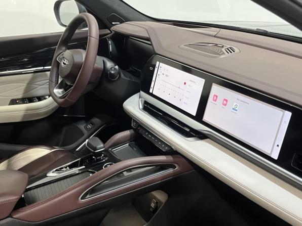 Geely Monjaro I с пробегом 2023 года, цена 3 195 000 рублей, 52715 км, внедорожник, Автокод Объявления