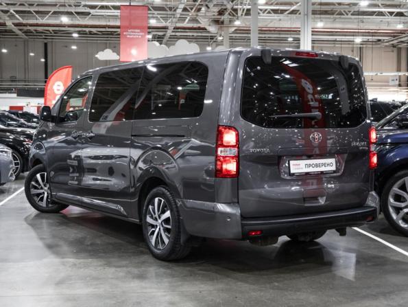 Toyota ProAce II с пробегом 2018 года, цена 3 585 000 рублей, 96000 км, минивэн, Автокод Объявления