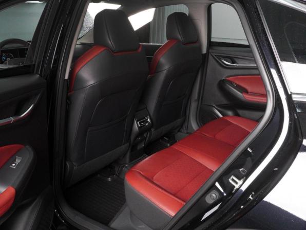 Changan Eado Plus с пробегом 2023 года, цена 1 749 000 рублей, 4902 км, седан, Автокод Объявления