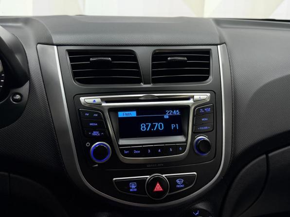 Hyundai Solaris I Рестайлинг с пробегом 2016 года, цена 1 250 000 рублей, 79717 км, хэтчбек, Автокод Объявления