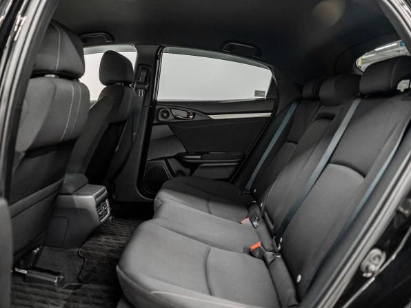 Honda Civic X с пробегом 2018 года, цена 1 820 000 рублей, 117947 км, хэтчбек, Автокод Объявления