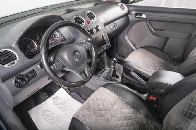 Volkswagen Caddy III Рестайлинг с пробегом 2013 года, цена 1 139 000 рублей, 247000 км, компактвэн, Автокод Объявления