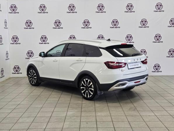 Lada (ВАЗ) Vesta I Рестайлинг (NG) с пробегом 2024 года, цена 1 422 000 рублей, 40000 км, универсал, Автокод Объявления