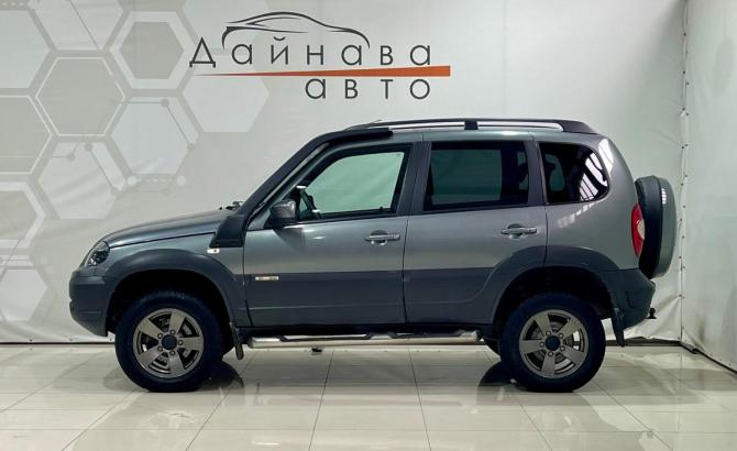 Chevrolet Niva I Рестайлинг с пробегом 2017 года, цена 700 000 рублей, 104000 км, внедорожник, Автокод Объявления